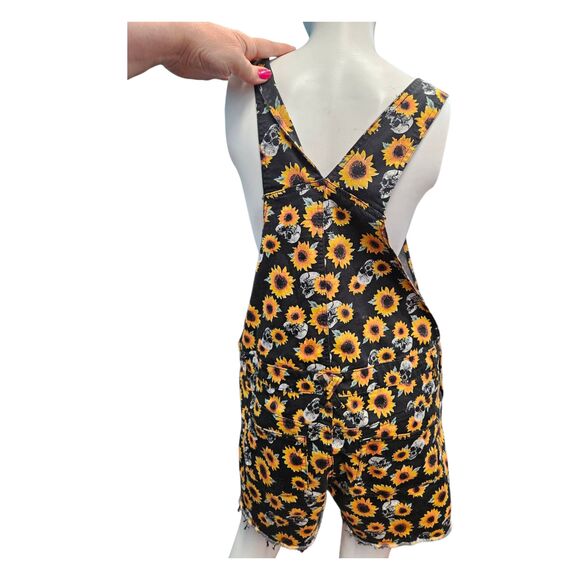 HIT Denim Skull and Sunflower Shortalls Womens XL Hot Topic - Picture 6 of 9